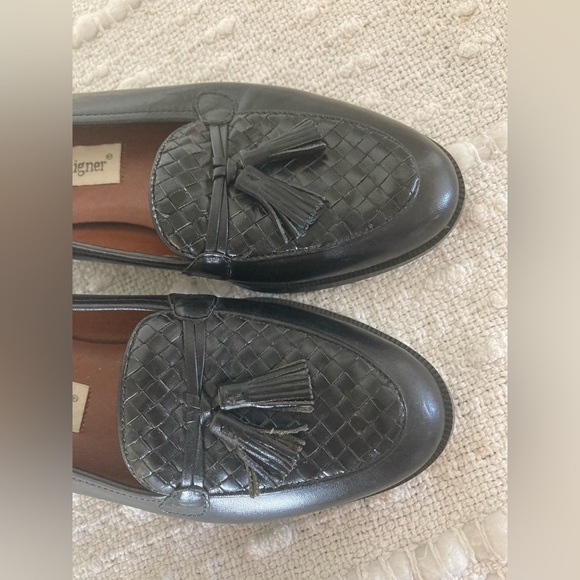 Etienne Aigner Ally all leather upper black slip on tassel loafer shoes 6N - Picture 2 of 9